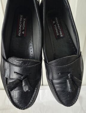 Vintage 90s Roundtree Yorke Tassel Loafers Black Leather Men 9 M Dress Shoes Moc